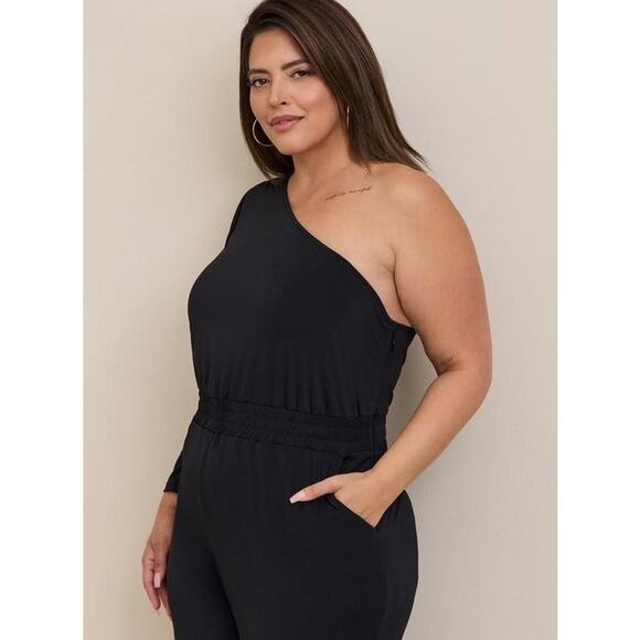 Torrid Womens Jumpsuit Sz 22 Black Studio Knit One Shoulder Ruched NEW - Picture 3 of 8